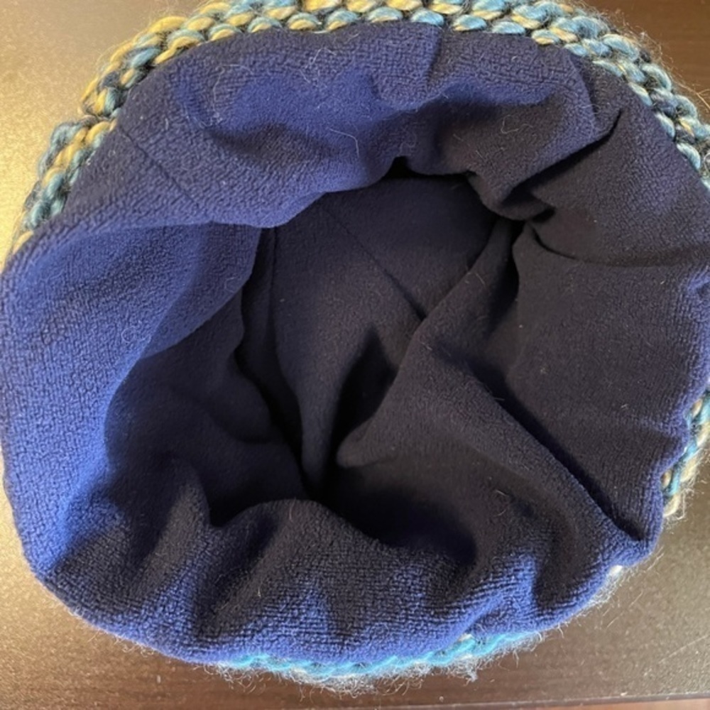 Burton Snowboarding Winter Pom Pom Beanie Hat - Picture 7 of 8